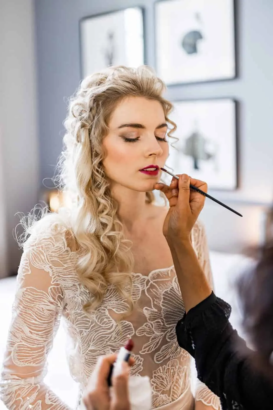 Brautportrait mit elegantem Kleid in Hamburg