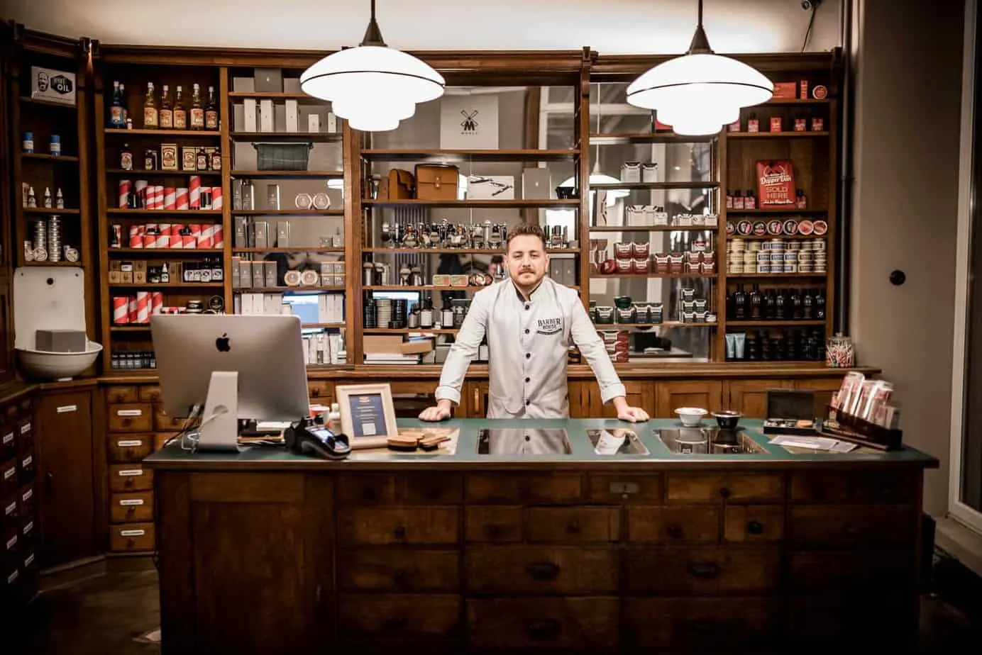 Natürliche Hochzeitsreportage beim Barberhouse Hamburg