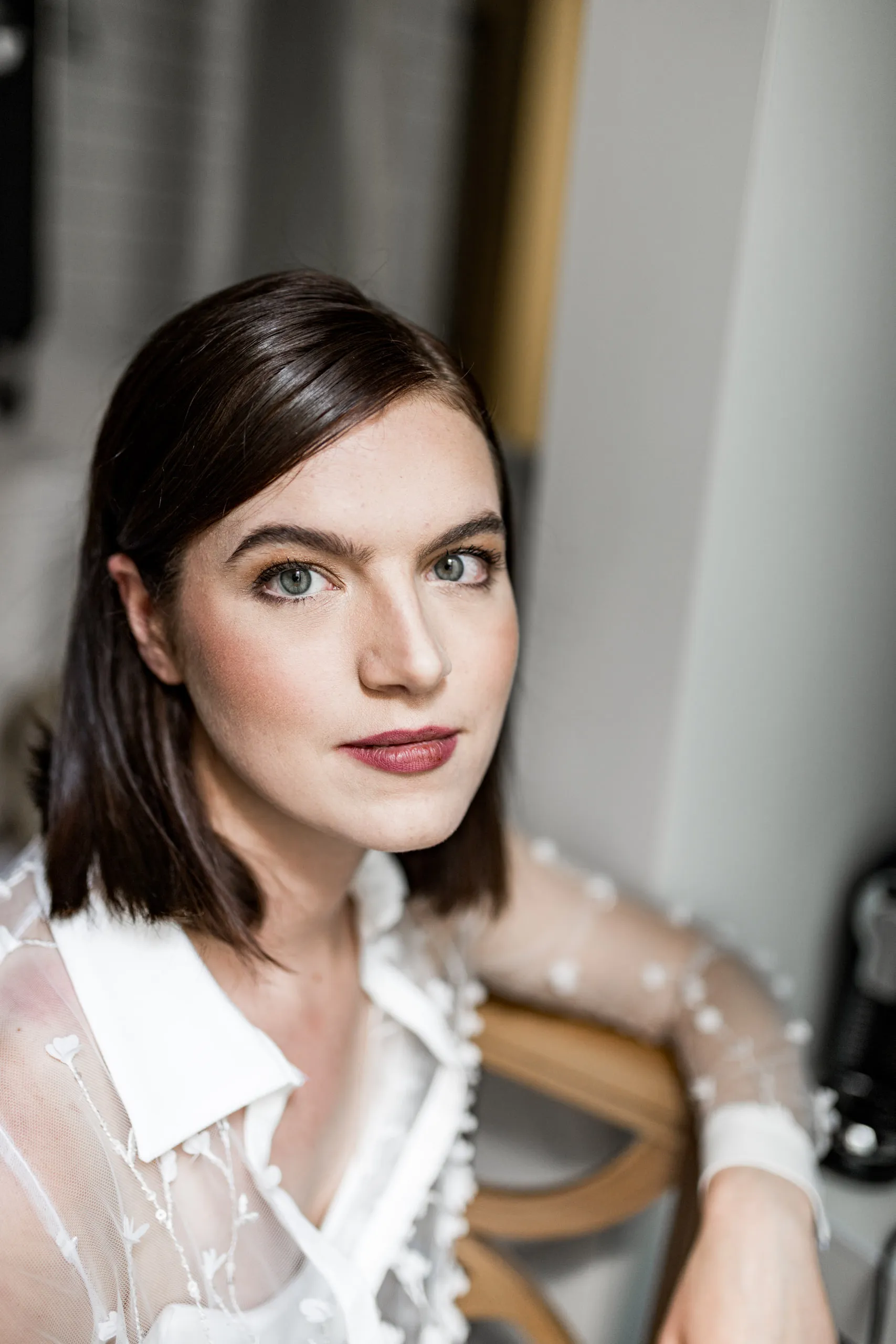 Nahes Beauty Portrait beim Bridal Editorial in Paris