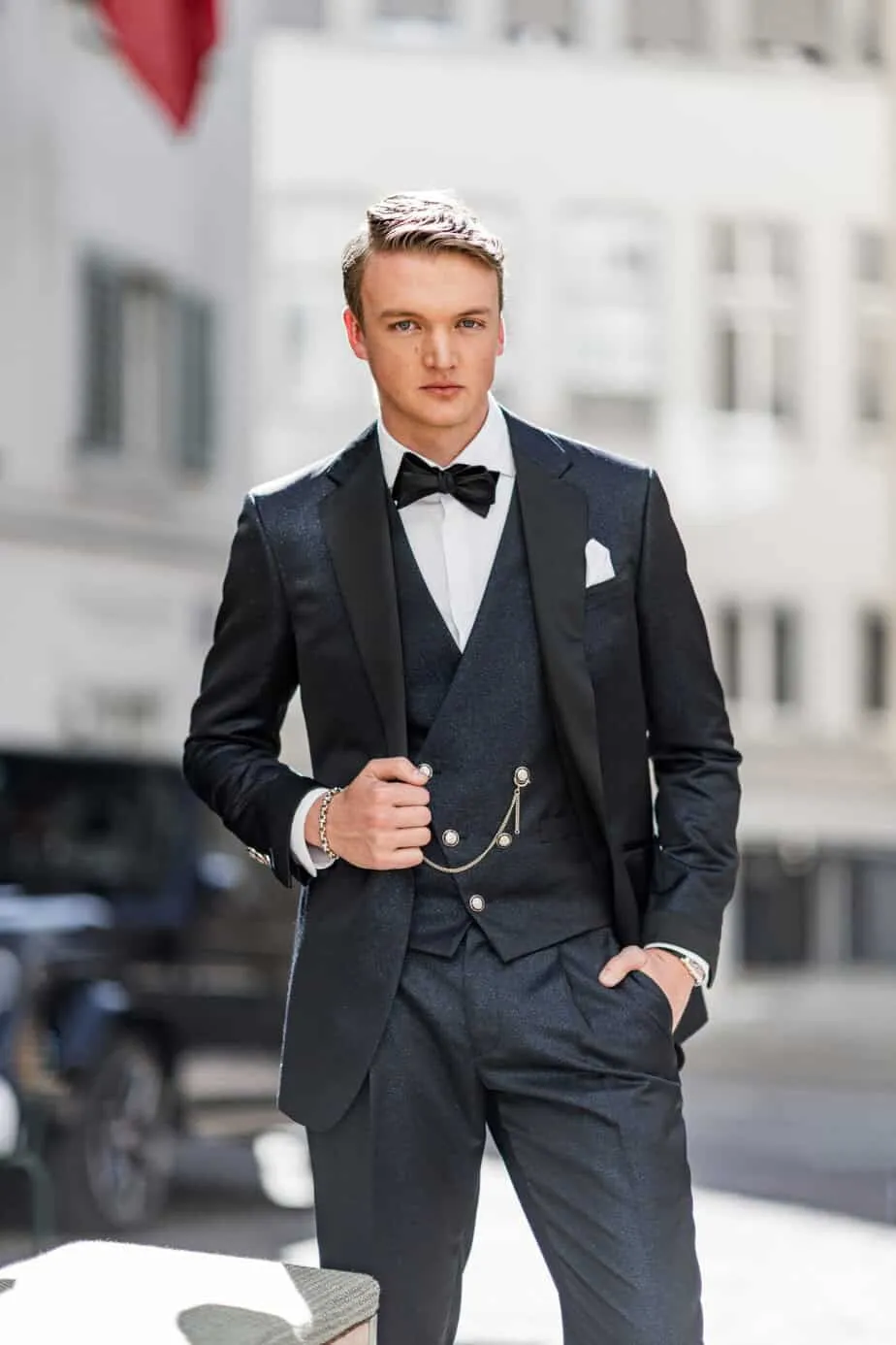 Brautpaarportrait im eleganten Editorial Stil