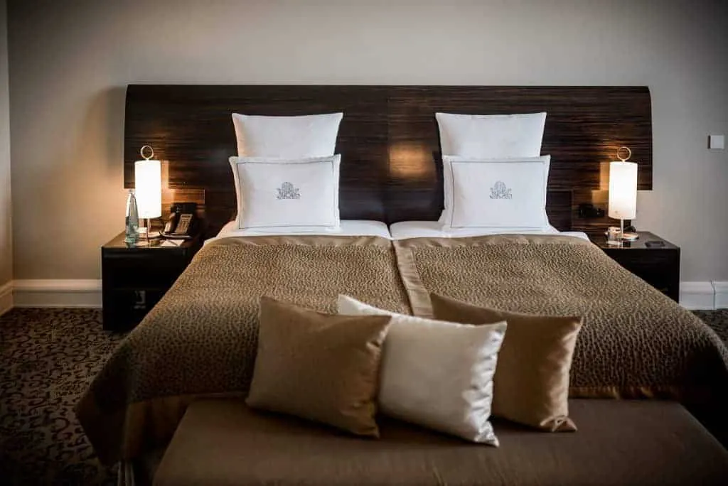Elegante Hotelsuite im Hotel Atlantic vor dem Getting Ready