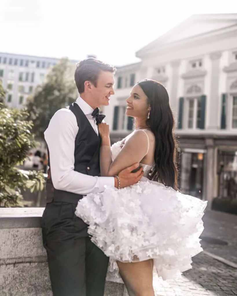 Stephanie und Laurin während eines Styled Elopements in der Schweiz