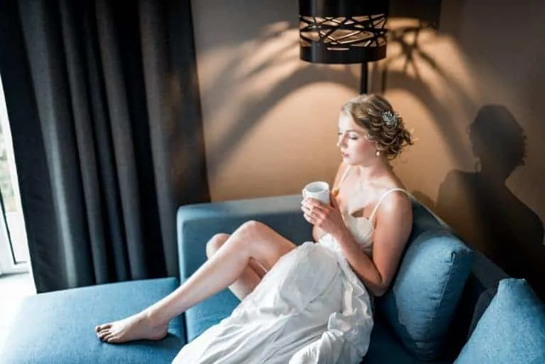 Detail des Getting Ready vor der Hochzeit
