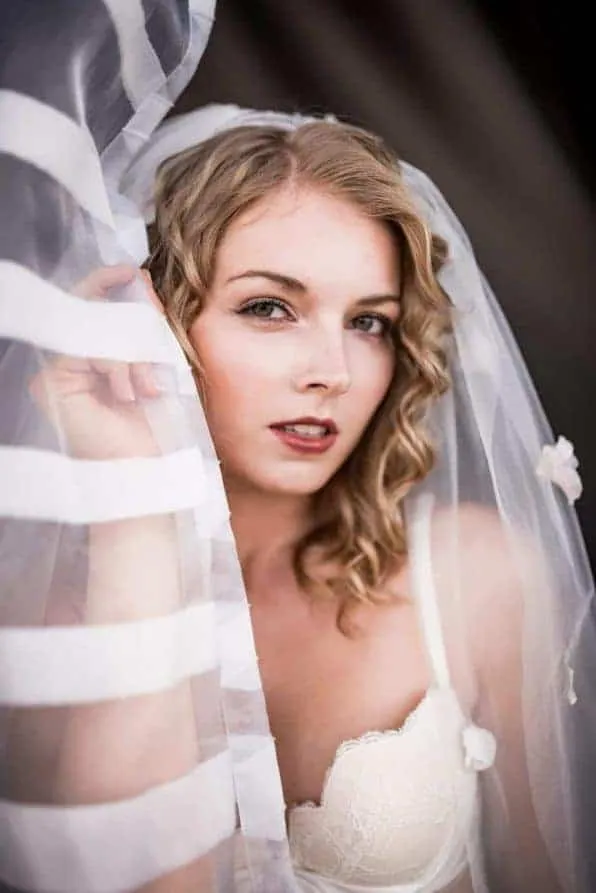 Detail des Getting Ready vor der Hochzeit