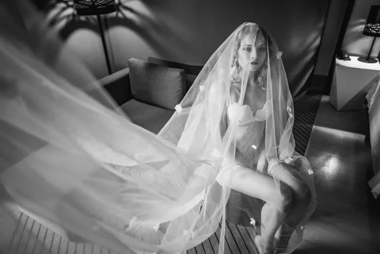 Detail des Getting Ready vor der Hochzeit