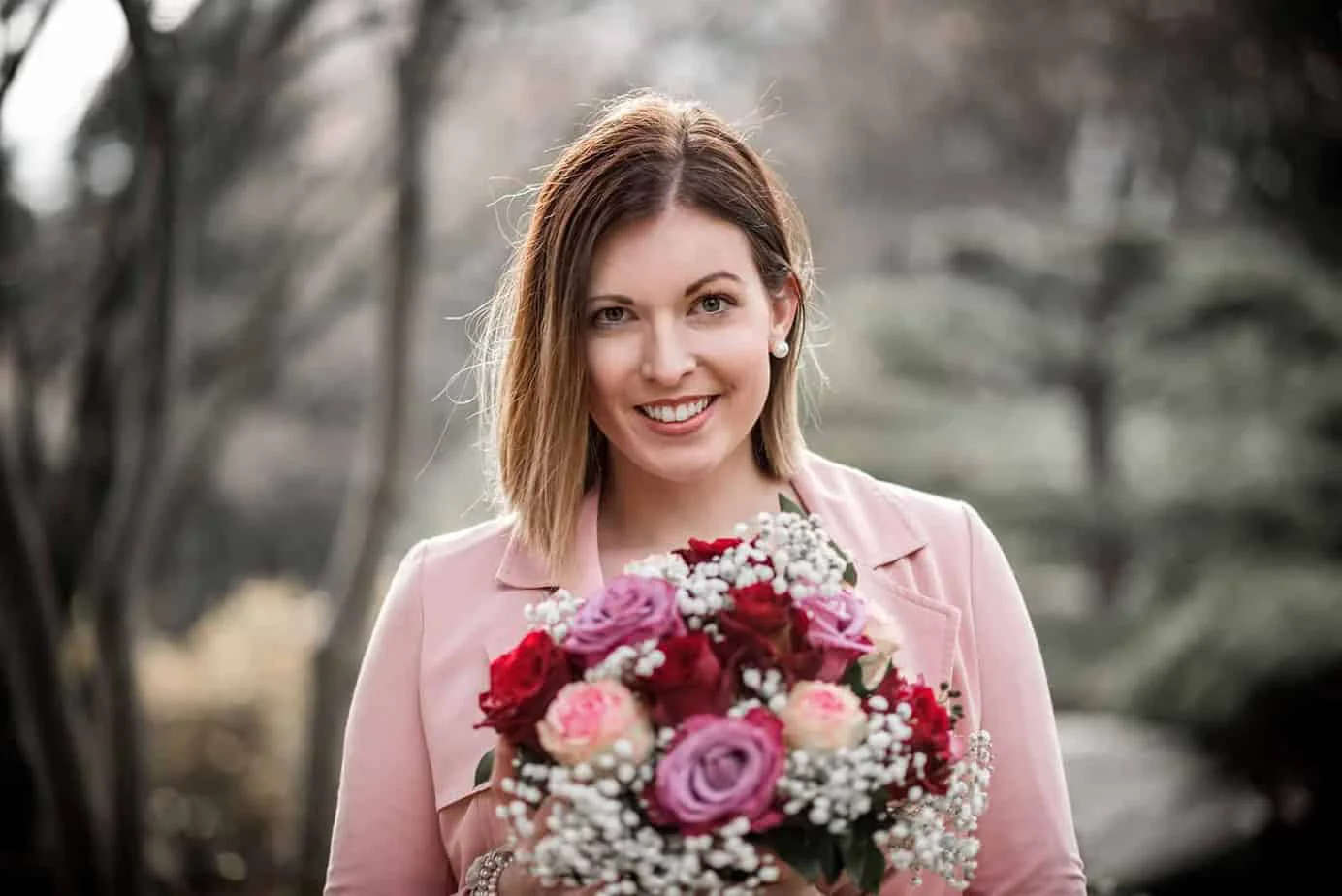 Florale Portraitidee in editorialer Umsetzung
