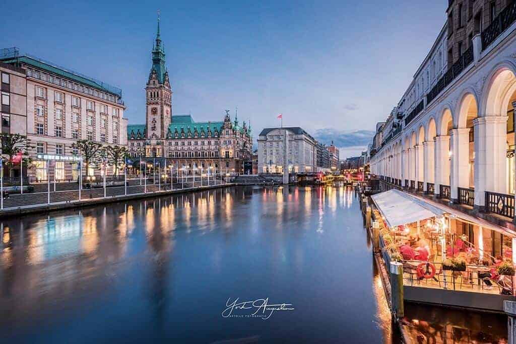 Rathausfleet Hamburg