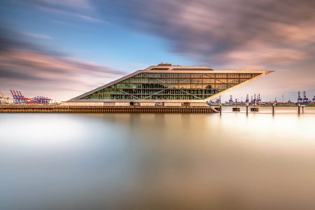 Langzeitbelichtung am The mit ND-Filter vom Dockland in Hamburg