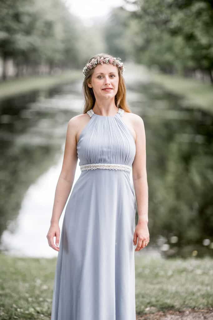 Brautjungfer im Schweriner Schlossgarten